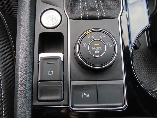 2023 Volkswagen Atlas Cross Sport 2.0T SEL R-Line Black
