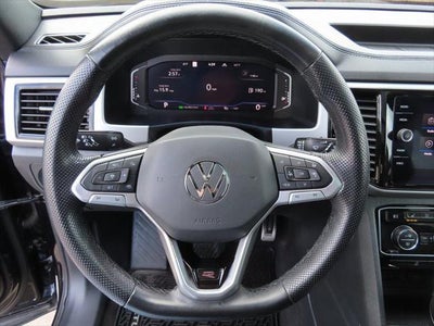 2023 Volkswagen Atlas Cross Sport 2.0T SEL R-Line Black