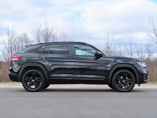 2023 Volkswagen Atlas Cross Sport 2.0T SEL R-Line Black