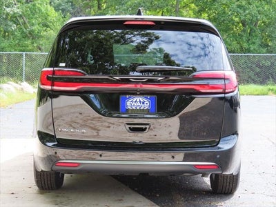 2027 Chrysler Pacifica PACIFICA SELECT