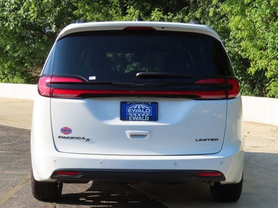 2025 Chrysler Pacifica Limited