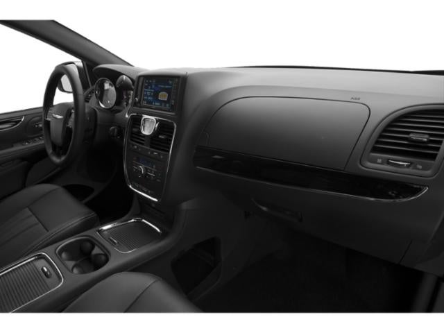 2015 Chrysler Town & Country S