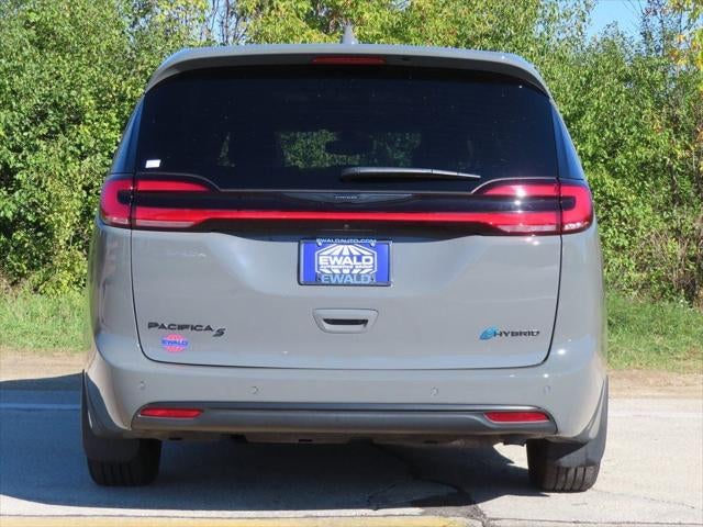 2022 Chrysler Pacifica Hybrid Limited