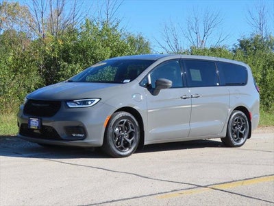 2022 Chrysler Pacifica Hybrid Limited