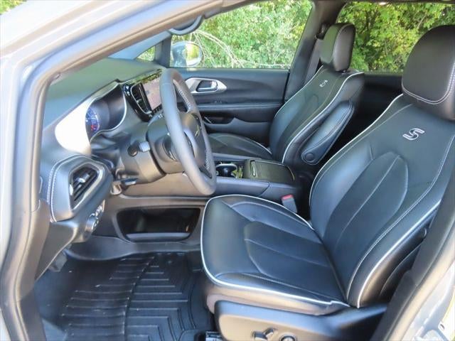 2022 Chrysler Pacifica Hybrid Limited