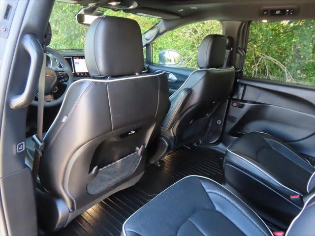 2022 Chrysler Pacifica Hybrid Limited