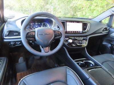 2022 Chrysler Pacifica Hybrid Limited