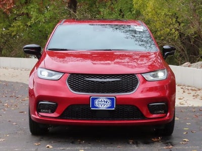 2026 Chrysler Pacifica PACIFICA SELECT AWD