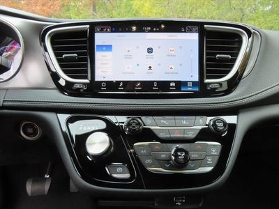 2026 Chrysler Pacifica PACIFICA SELECT AWD