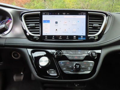 2026 Chrysler Pacifica PACIFICA SELECT AWD