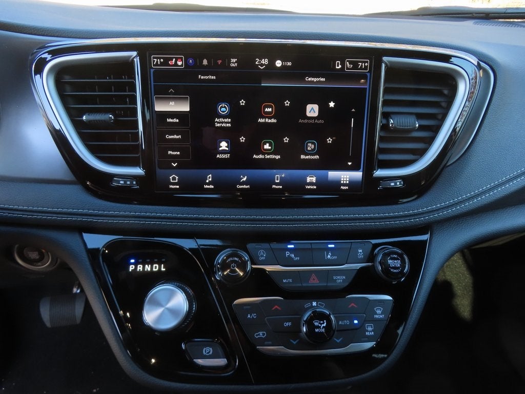 2026 Chrysler Pacifica PACIFICA SELECT AWD