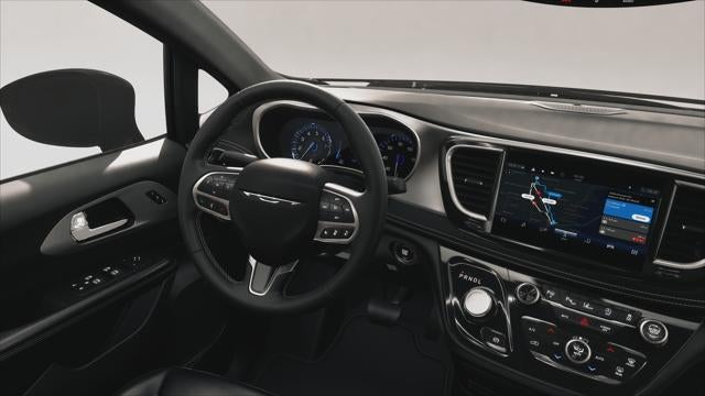 2027 Chrysler Pacifica PACIFICA SELECT AWD