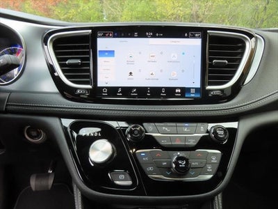 2026 Chrysler Pacifica PACIFICA LIMITED AWD