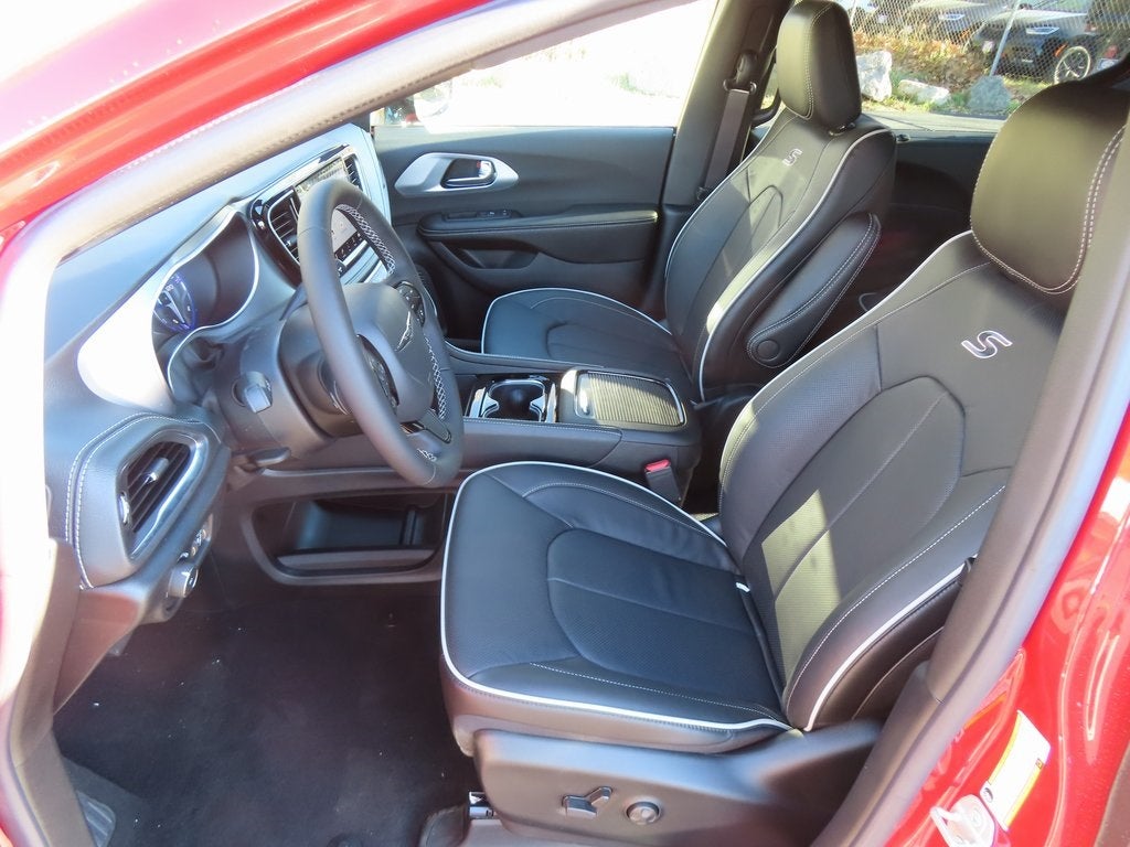 2026 Chrysler Pacifica PACIFICA LIMITED AWD