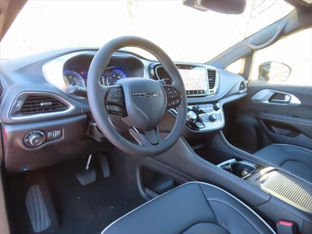 2026 Chrysler Pacifica PACIFICA LIMITED AWD