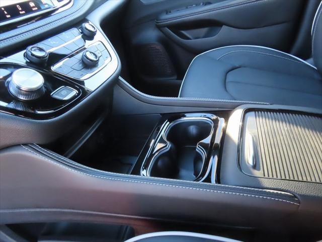 2026 Chrysler Pacifica PACIFICA LIMITED AWD