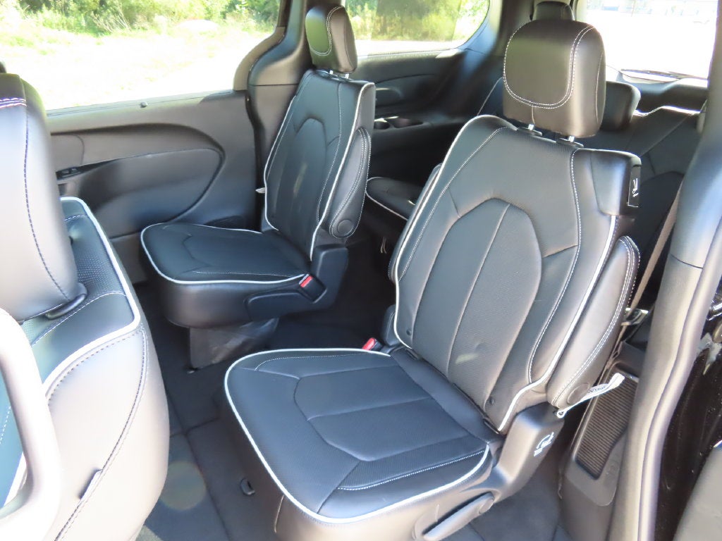 2027 Chrysler Pacifica PACIFICA LIMITED AWD