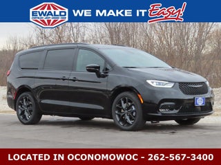 2026 Chrysler Pacifica PACIFICA LIMITED AWD