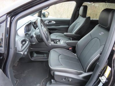 2026 Chrysler Pacifica PACIFICA LIMITED AWD