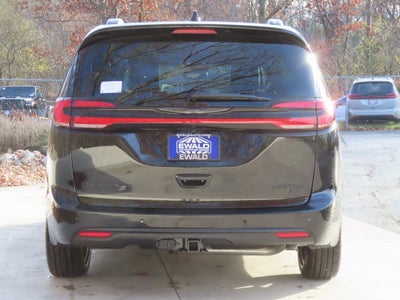 2026 Chrysler Pacifica PACIFICA LIMITED AWD