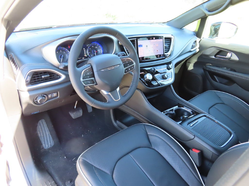 2027 Chrysler Pacifica PACIFICA LIMITED AWD