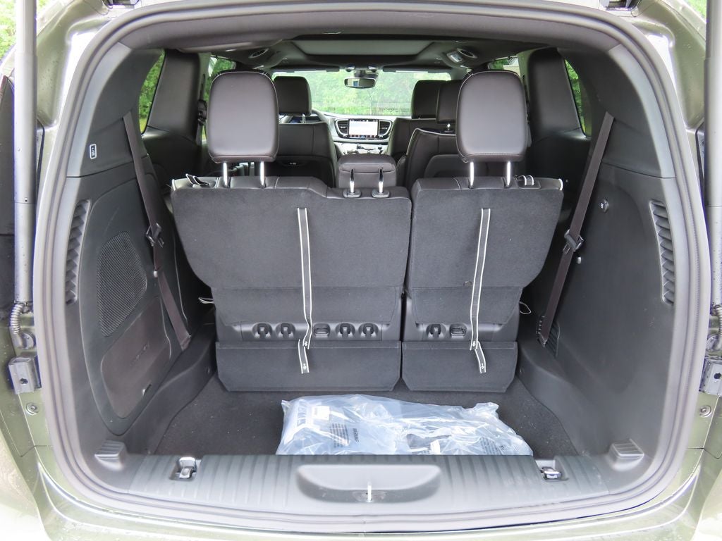2027 Chrysler Pacifica PACIFICA LIMITED AWD