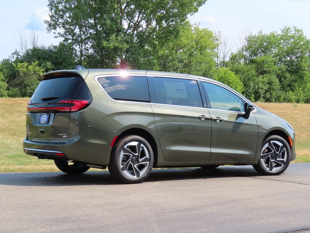 2027 Chrysler Pacifica PACIFICA LIMITED AWD