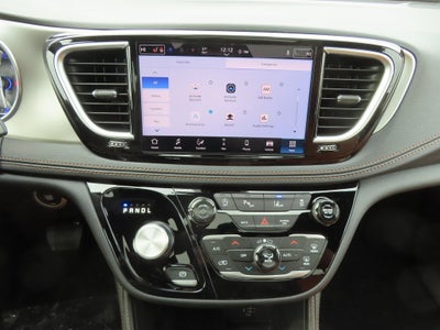 2026 Chrysler Pacifica PACIFICA PINNACLE AWD