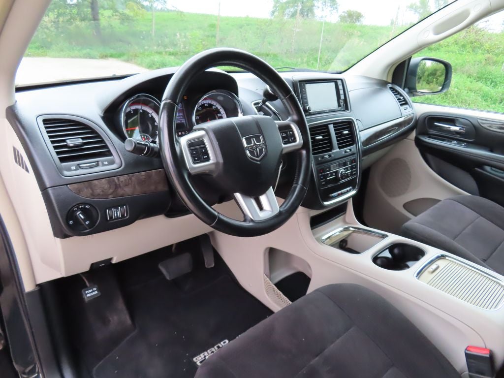 2011 Dodge Grand Caravan Crew