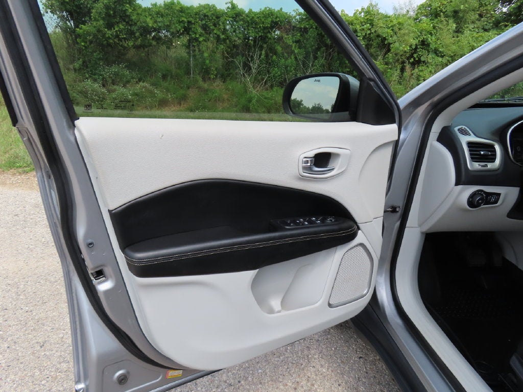 2019 Jeep Compass Sun and Wheel FWD