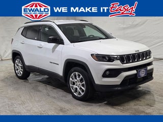 2023 Jeep Compass Latitude Lux