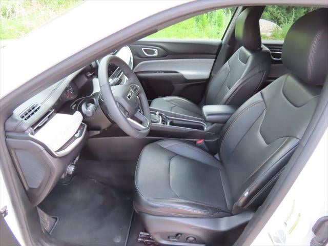 2023 Jeep Compass Latitude Lux FWD
