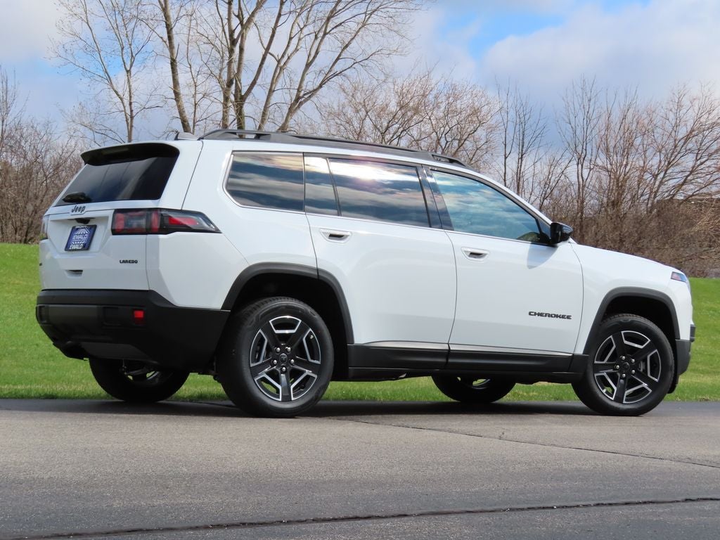 2026 Jeep Cherokee CHEROKEE LAREDO 4X4