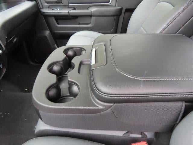 2026 RAM 3500 RAM 3500 TRADESMAN REGULAR CAB 4X4 8' BOX