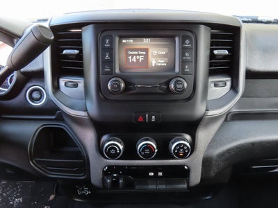 2024 RAM 3500 Tradesman Crew Cab 4x4 6'4' Box