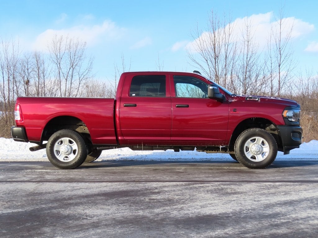 2024 RAM 3500 Tradesman Crew Cab 4x4 6'4' Box