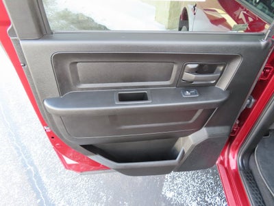 2024 RAM 3500 Tradesman Crew Cab 4x4 6'4' Box