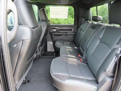 2026 RAM 3500 RAM 3500 LARAMIE CREW CAB 4X4 6'4' BOX