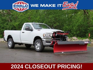 2024 RAM 2500 RAM 2500 TRADESMAN REGULAR CAB 4X4 8' BOX