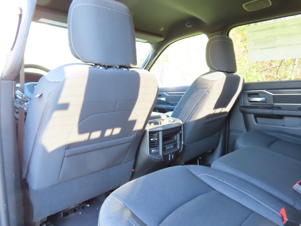 2027 RAM 2500 RAM 2500 BIG HORN CREW CAB 4X4 6'4' BOX