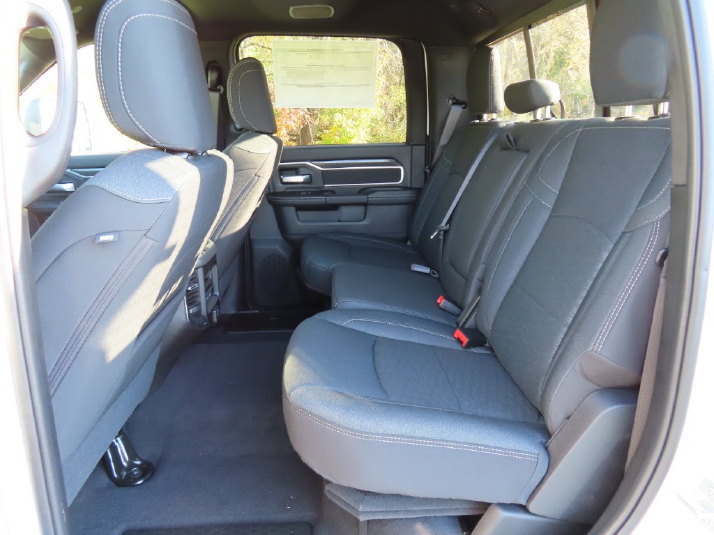 2027 RAM 2500 RAM 2500 BIG HORN CREW CAB 4X4 6'4' BOX