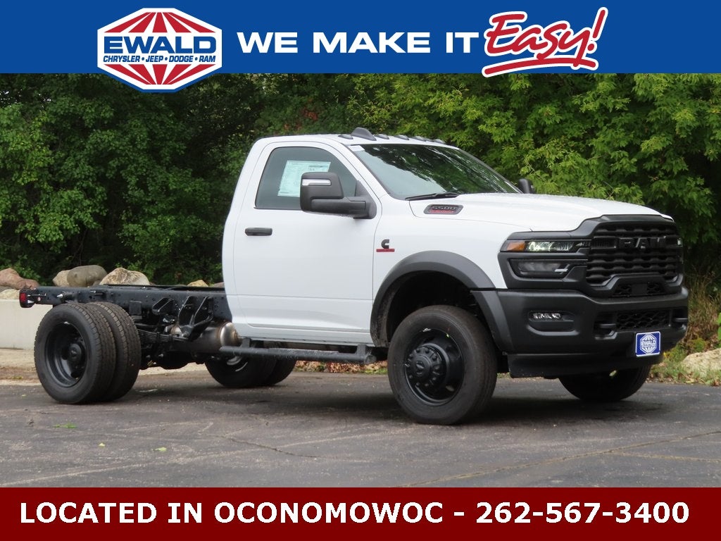 2026 RAM 5500HD RAM 5500 TRADESMAN CHASSIS REGULAR CAB 4X4 60' CA