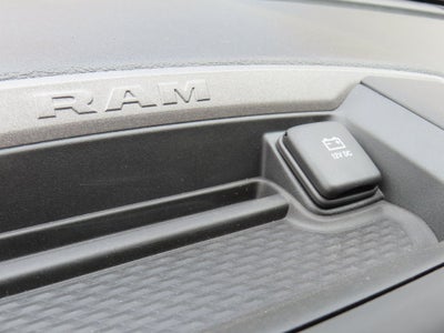 2024 RAM 3500 RAM 3500 TRADESMAN CHASSIS REGULAR CAB 4X4 84' CA