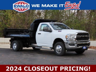 2024 RAM 3500 RAM 3500 TRADESMAN CHASSIS REGULAR CAB 4X4 84' CA