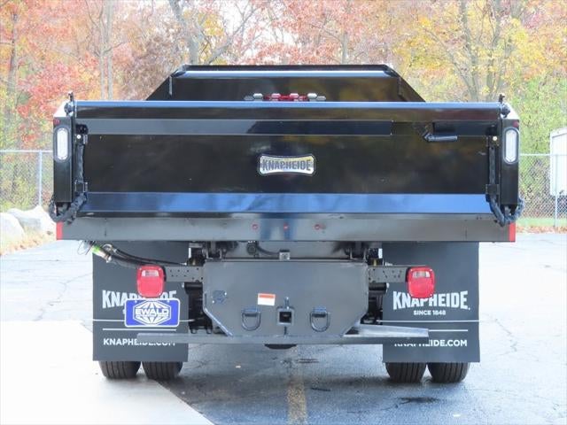 2024 RAM 3500 RAM 3500 TRADESMAN CHASSIS REGULAR CAB 4X4 84' CA