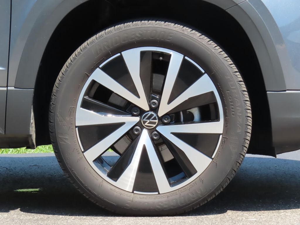 2023 Volkswagen Taos 1.5T SE