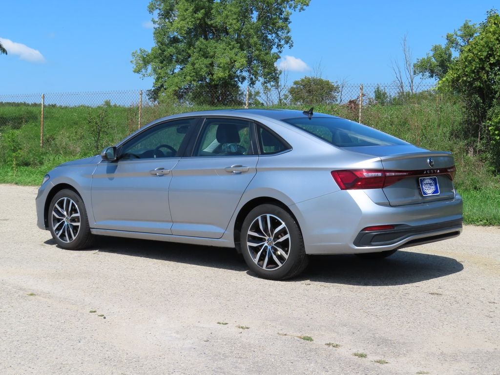 2025 Volkswagen Jetta 1.5T SE