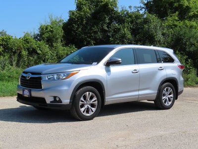 2016 Toyota Highlander LE Plus V6