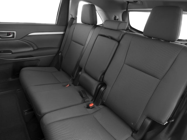 2016 Toyota Highlander LE Plus V6