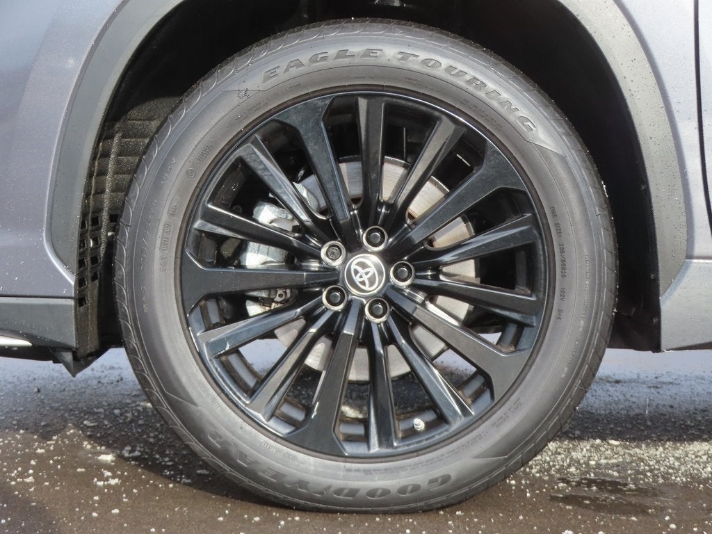 2024 Toyota Highlander Base